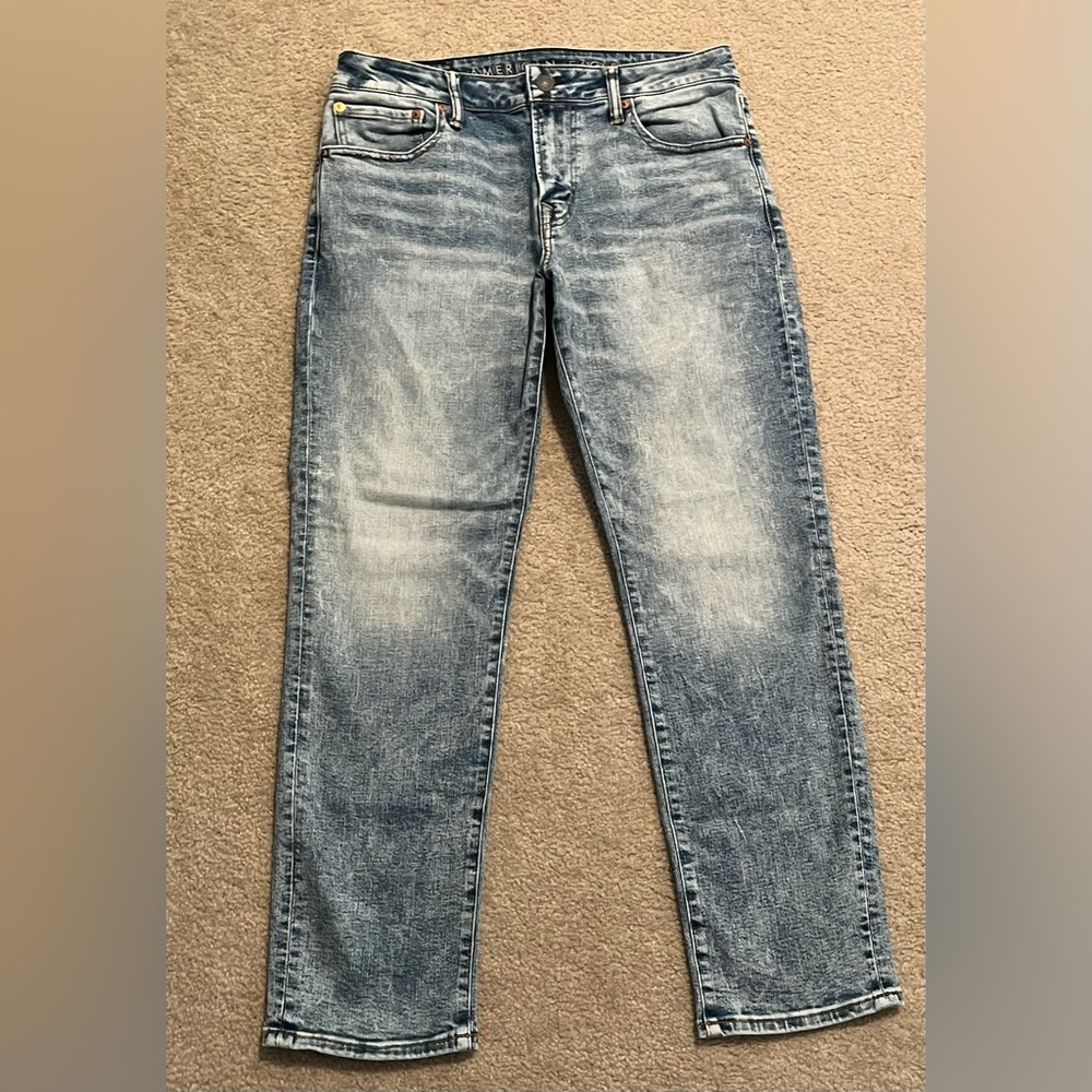 Men’s American Eagle slim straight jeans